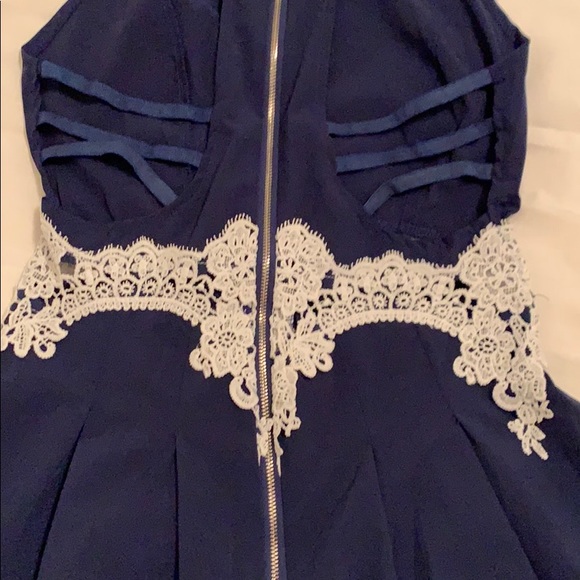 Romper - Picture 3 of 4